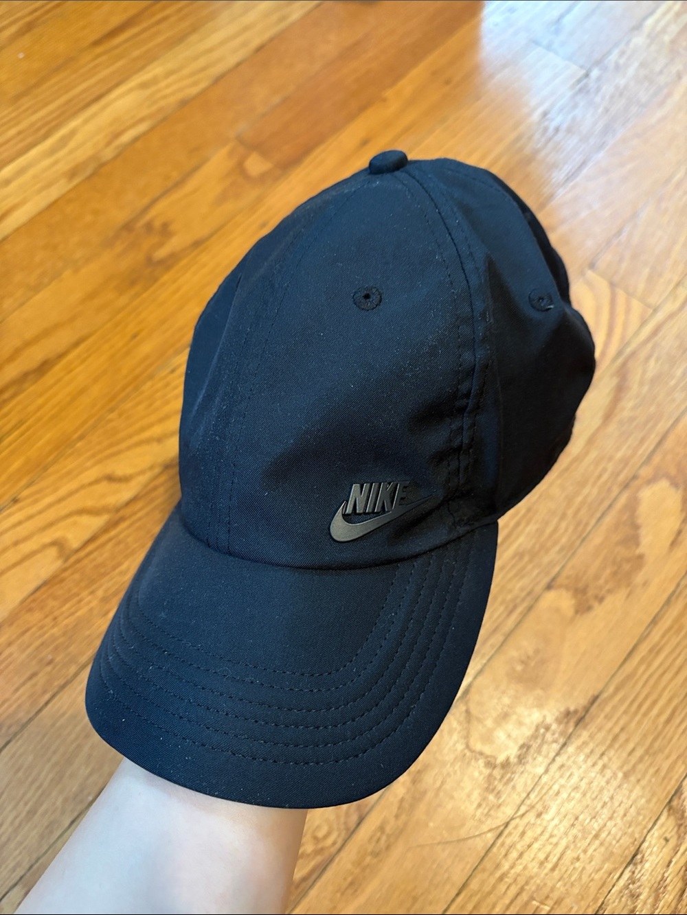 Nike all black baseball cap